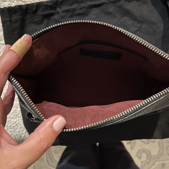 Massimo Dutti leather clutch